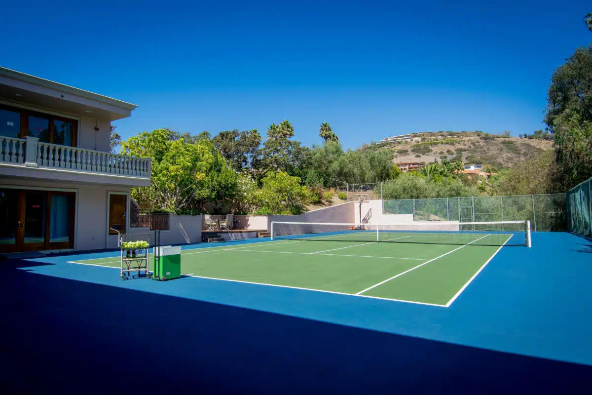 6390 Meadows Court LLC - Thumbnail 7