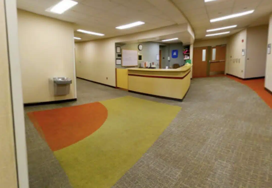 Alexian Brothers BH Hosp - Thumbnail 3