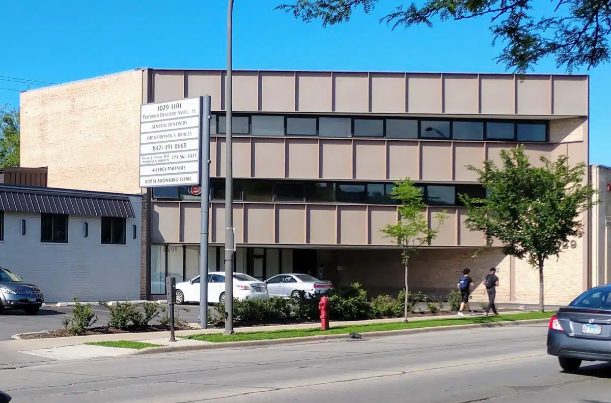 Bobby Buonauro Clinic Inc - Thumbnail 3