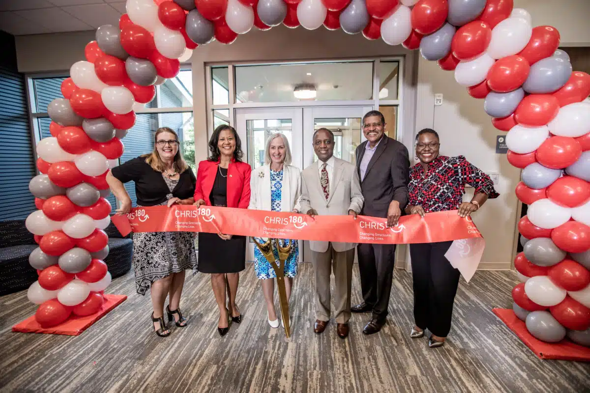 CHRIS 180 Inc - Thumbnail 2