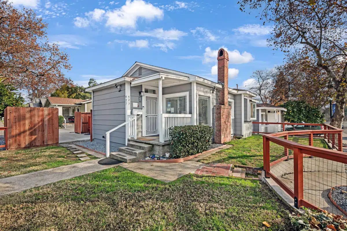 California Recovery Center - Thumbnail 2