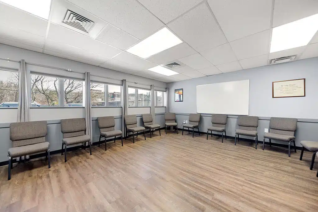 Crest View Recovery Center - Thumbnail 6