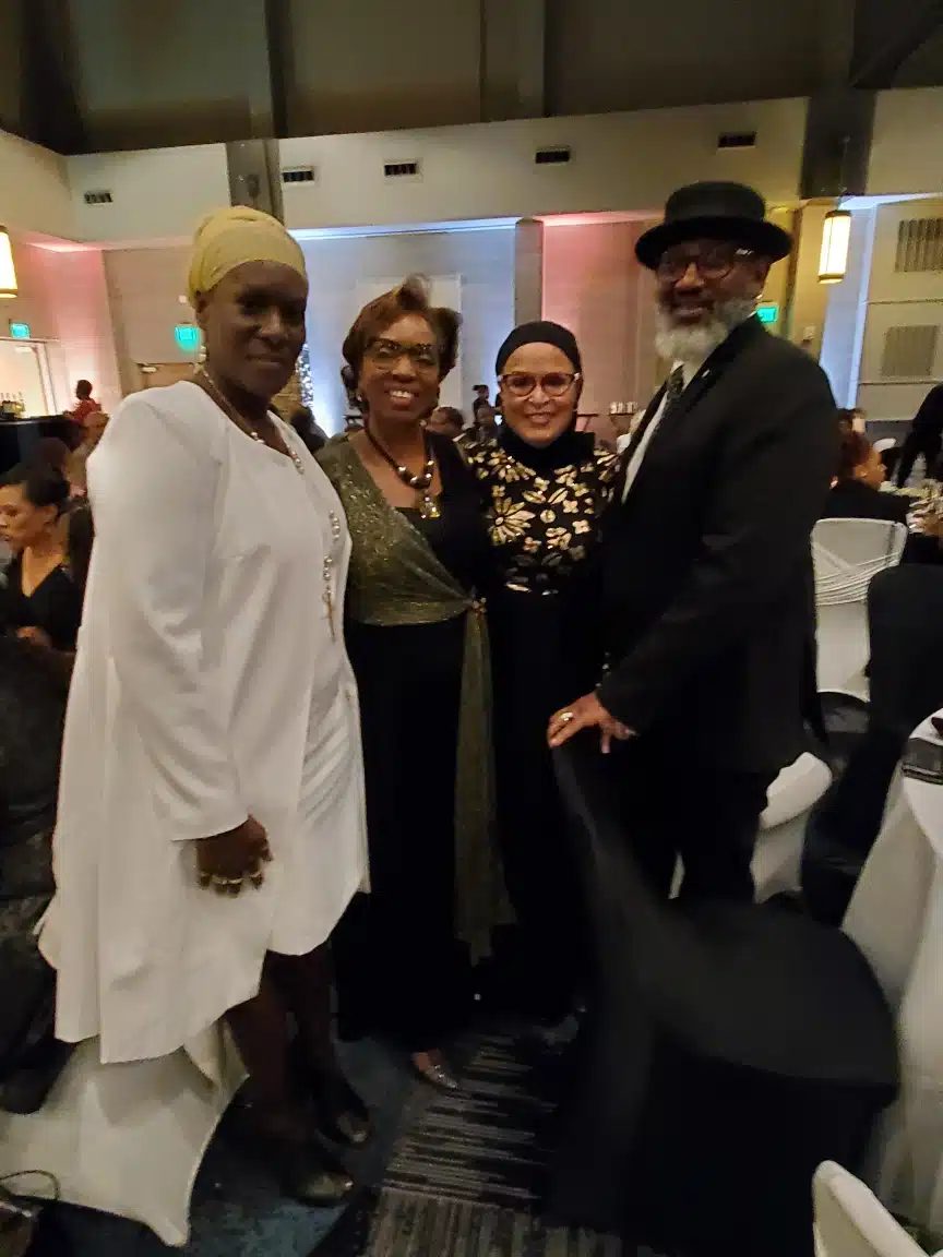 Dont Look Back Center - Thumbnail 8