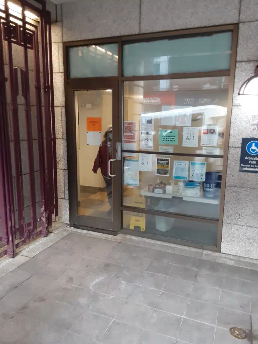 Downtown Emergency Service Center - Thumbnail 7