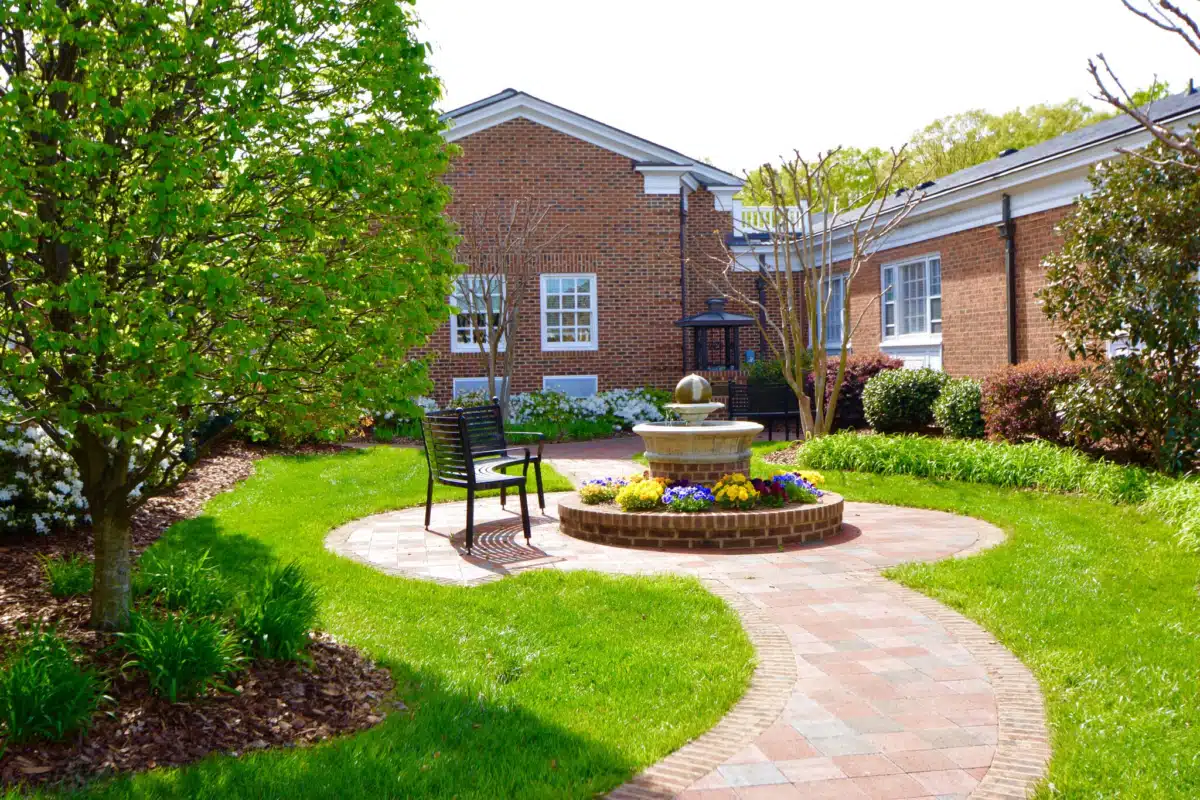 Fellowship Hall Inc - Thumbnail 4