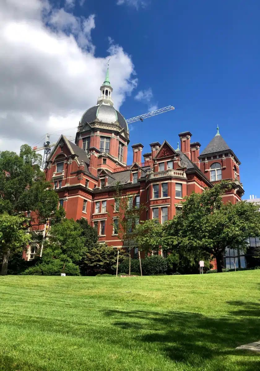 Johns Hopkins Hospital - Thumbnail 2