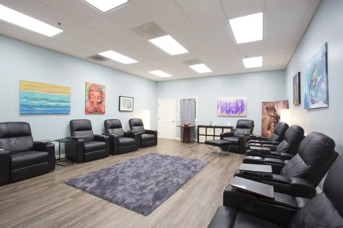 Ken Starr MD Wellness Group - Thumbnail 2