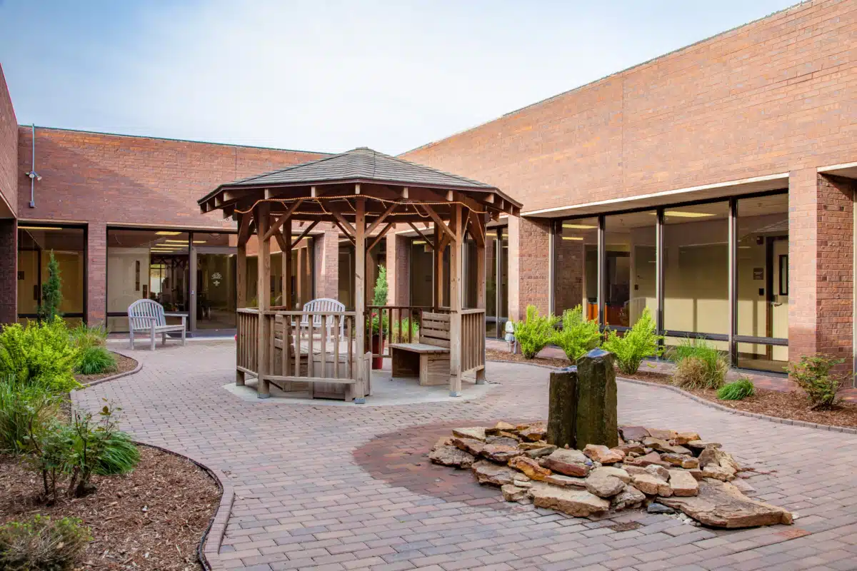 Lexington Regional Health Center - Thumbnail 6