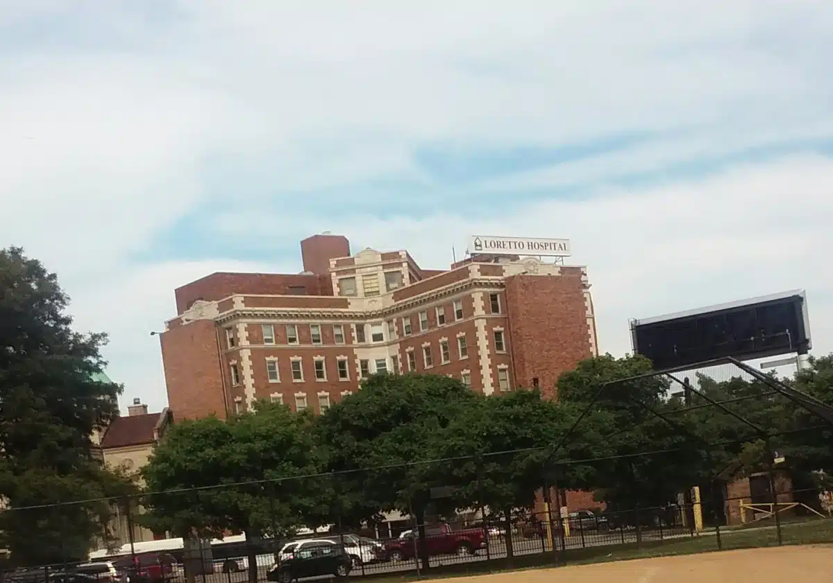 Loretto Hospital - Thumbnail 4