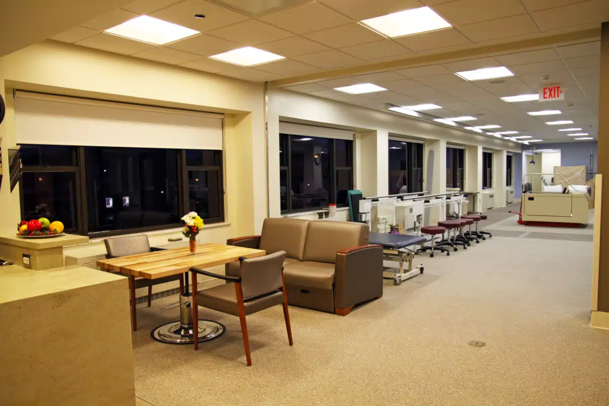 MacNeal Hospital - Thumbnail 6