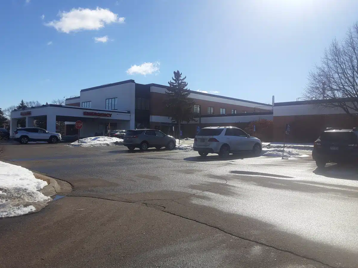 Mercy Hospital Unity Campus - Thumbnail 3