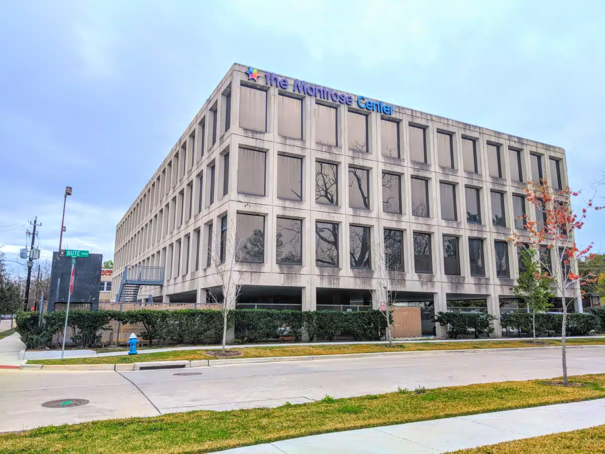 Montrose Center - Thumbnail 3