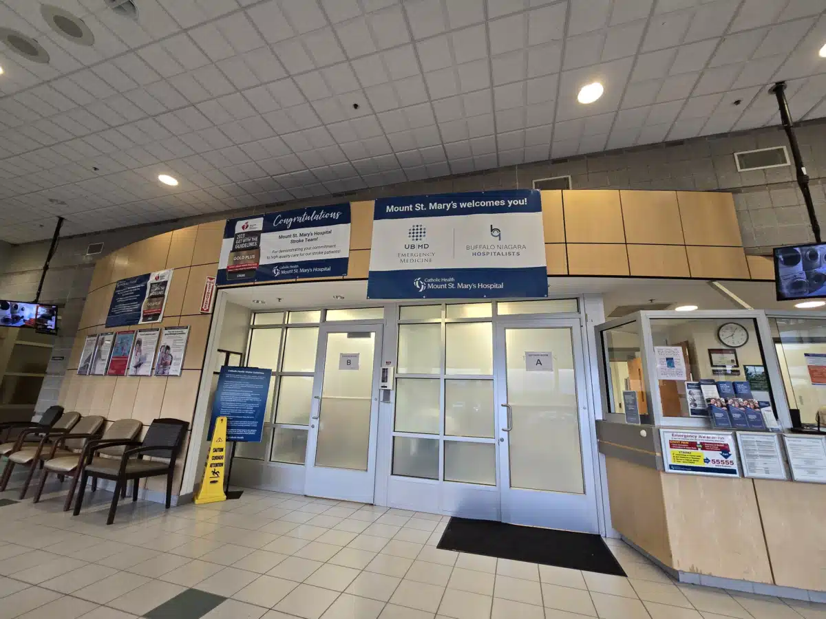 Mt St Marys Hospital/Niagara Falls - Thumbnail 7