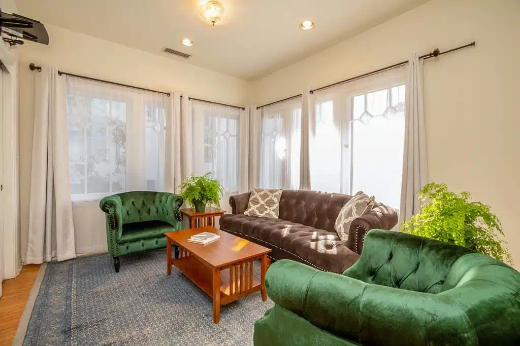 Oro House - Thumbnail 4