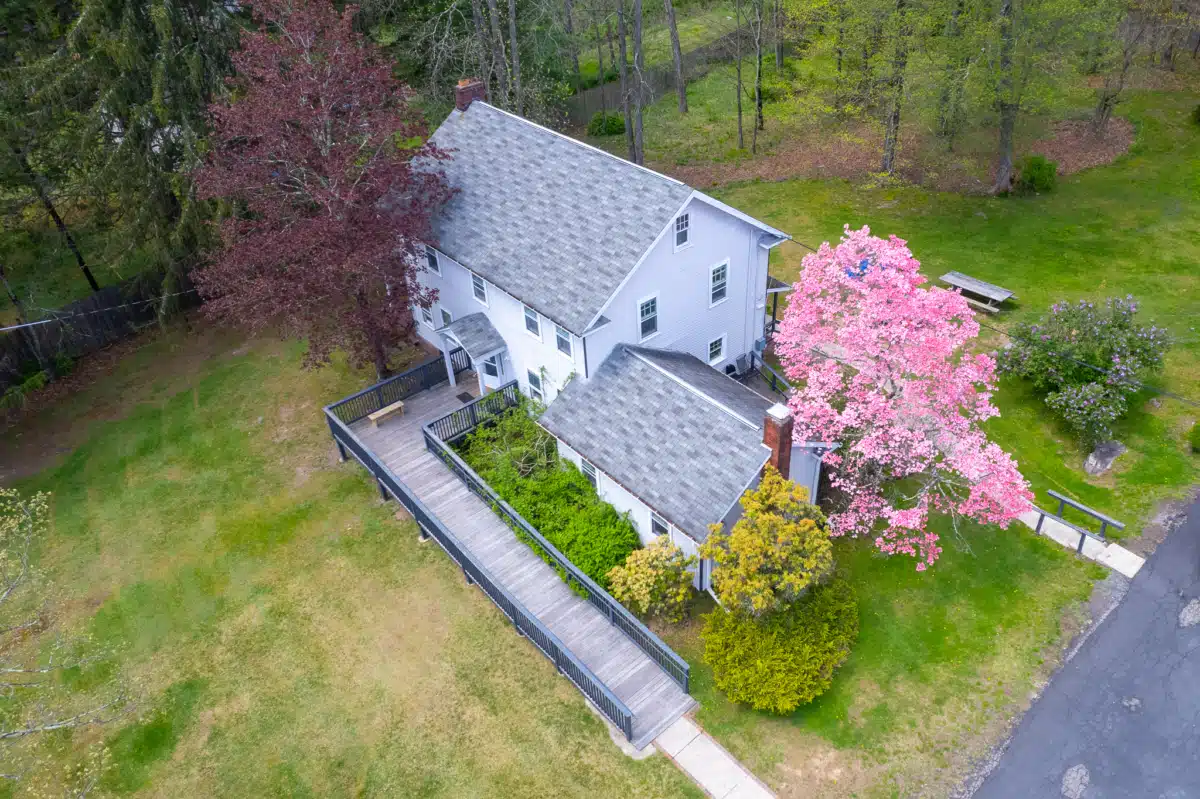 Pocono Mountain Recovery Center - Thumbnail 5