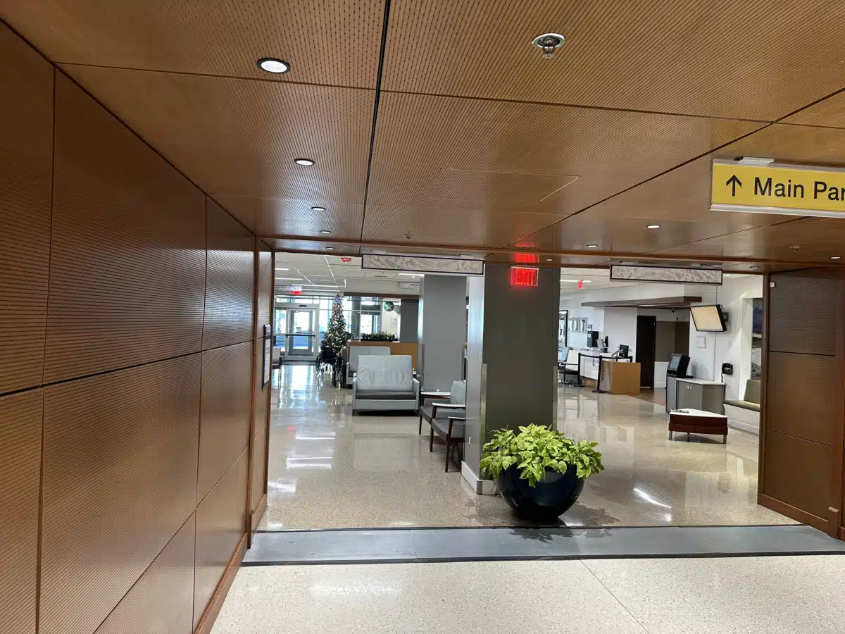 Ralph H Johnson VA Medical Center - Thumbnail 8