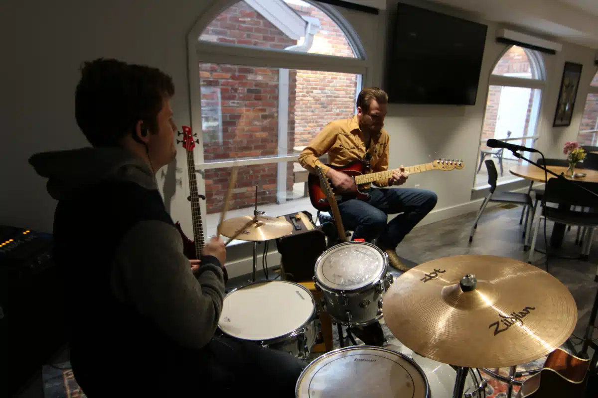 Recovery Unplugged Nashville - Thumbnail 8