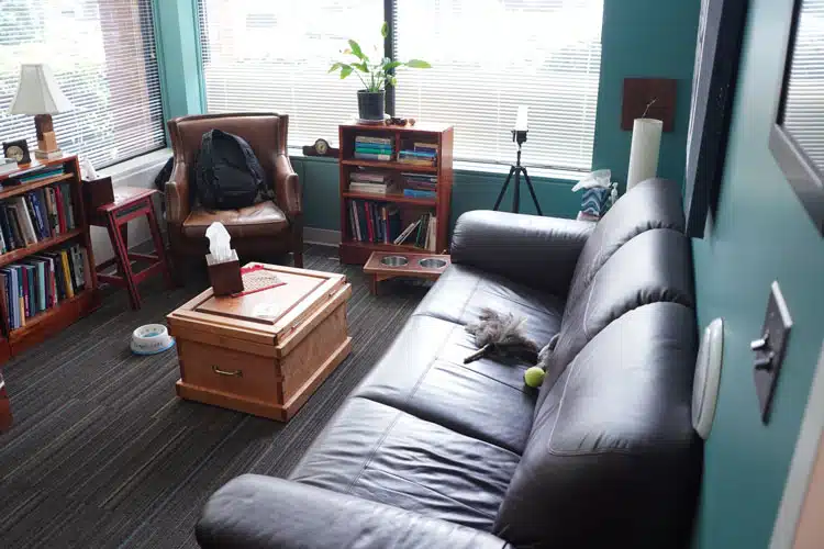 Resource Group Counseling and - Thumbnail 4