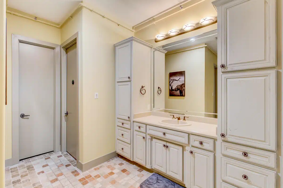 Riverwalk Ranch - Thumbnail 10