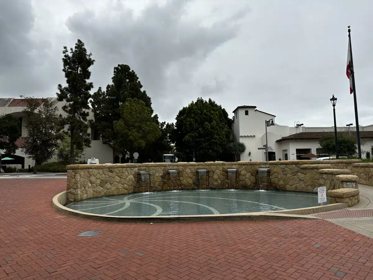 Santa Barbara Cottage Hospital - Thumbnail 3