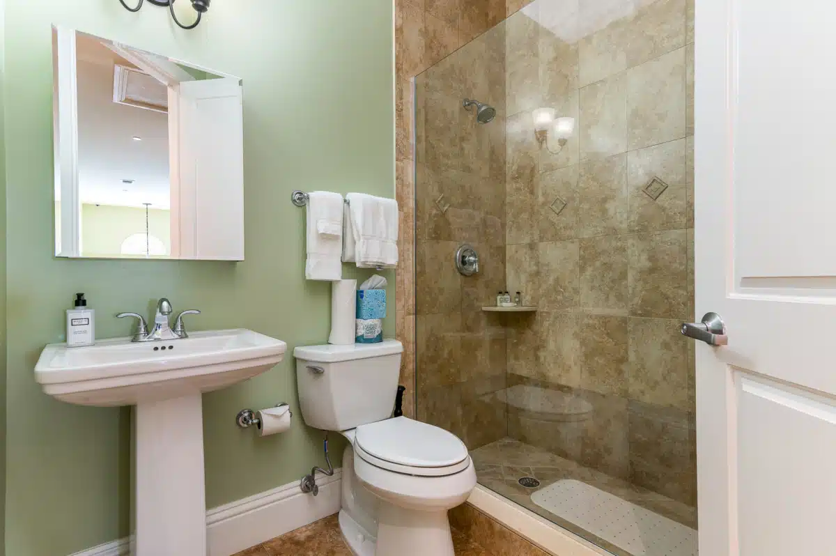 Seaside Palm Beach - Thumbnail 9