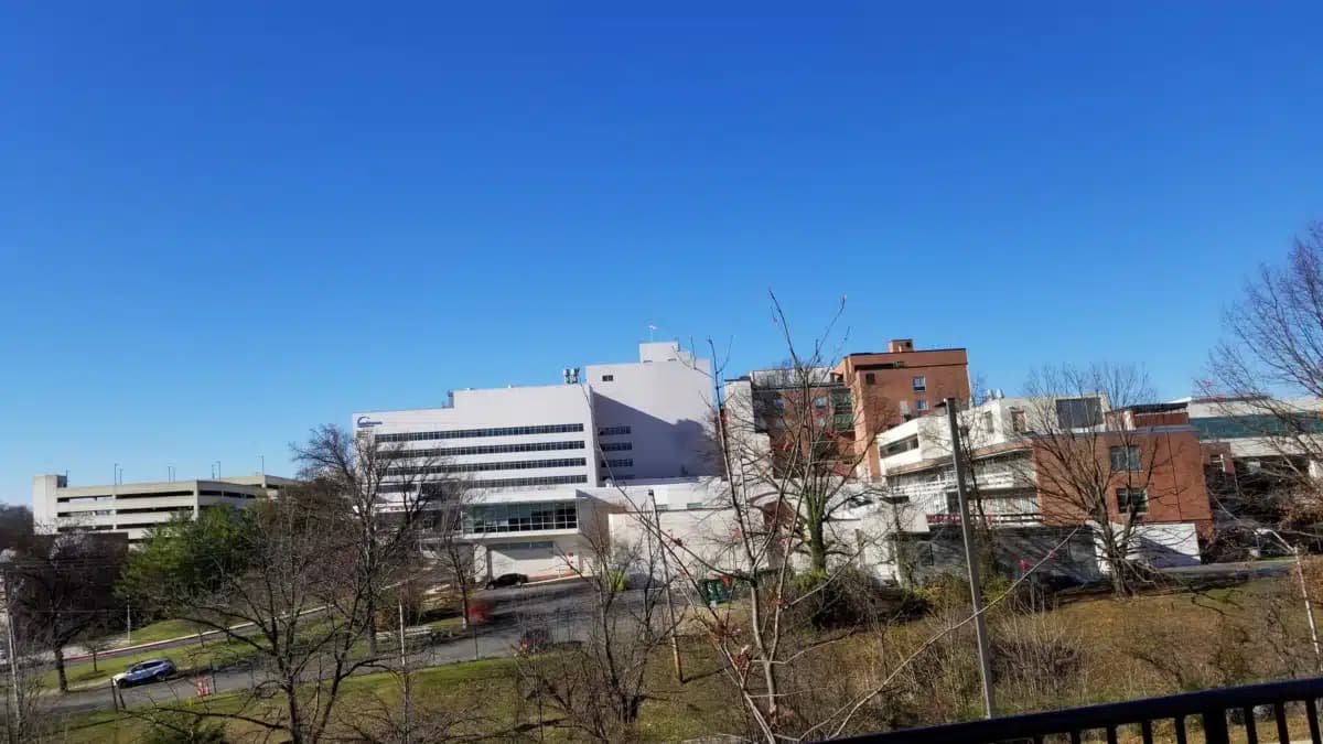 Sinai Hospital - Thumbnail 6