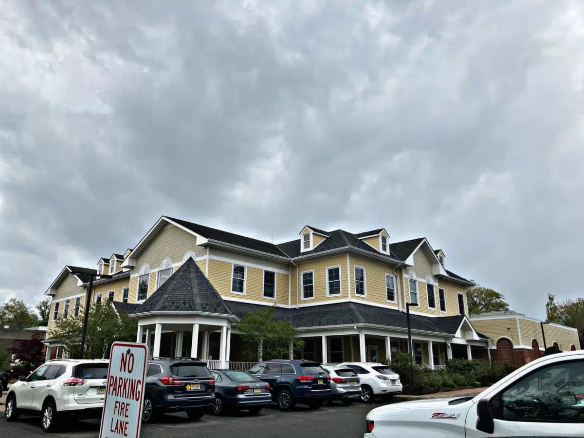 Summit Oaks Hospital - Thumbnail 4