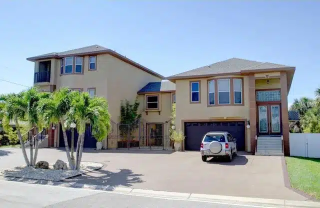 Transformations by the Gulf - Thumbnail 3