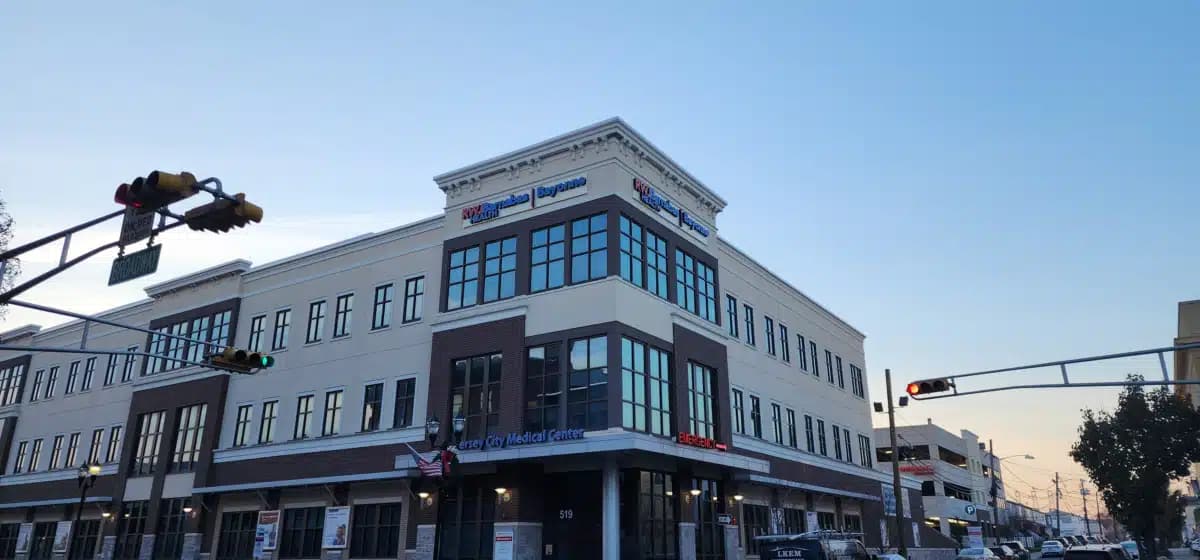 Trinitas Regional Medical Center - Thumbnail 6