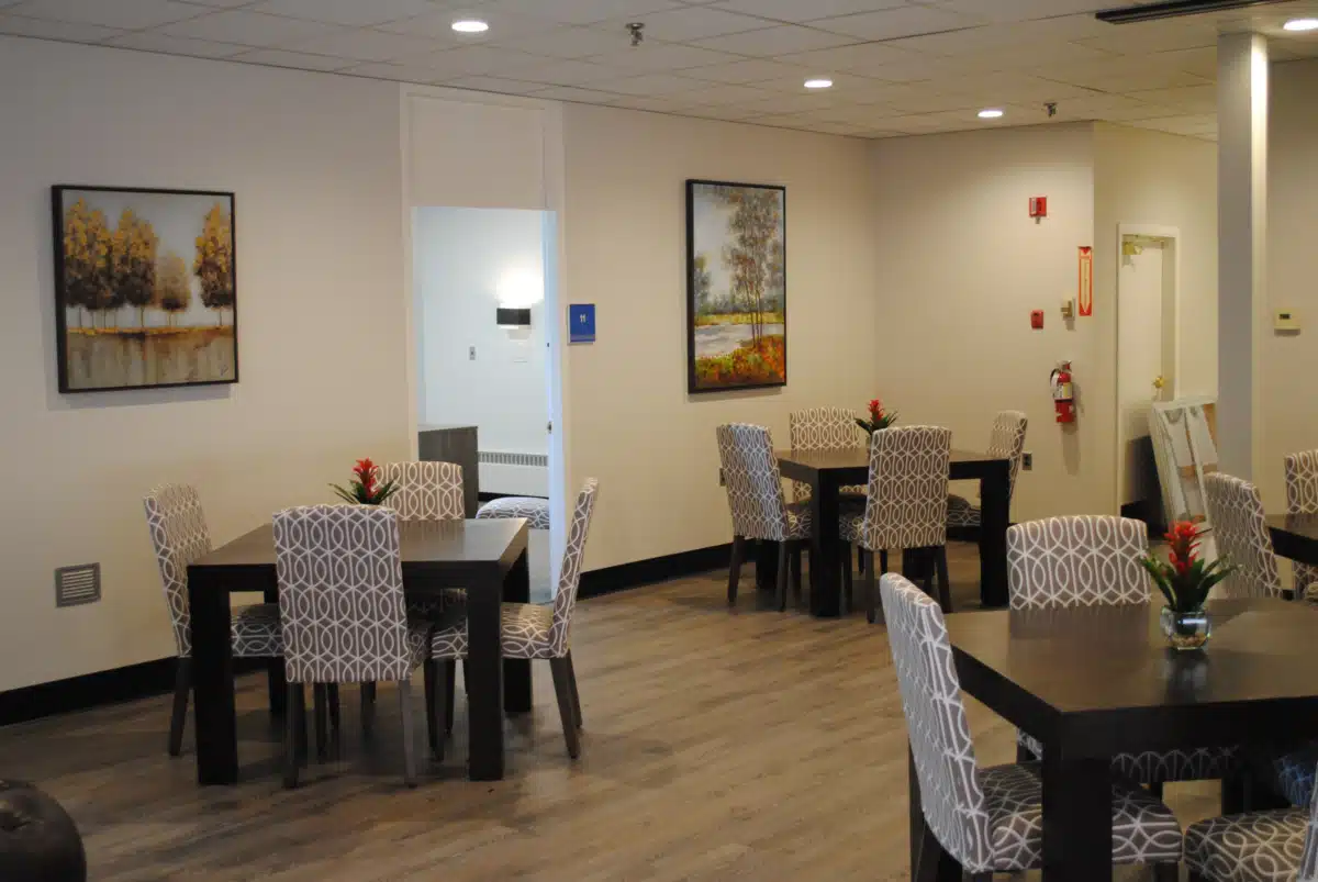 Washburn House - Thumbnail 5