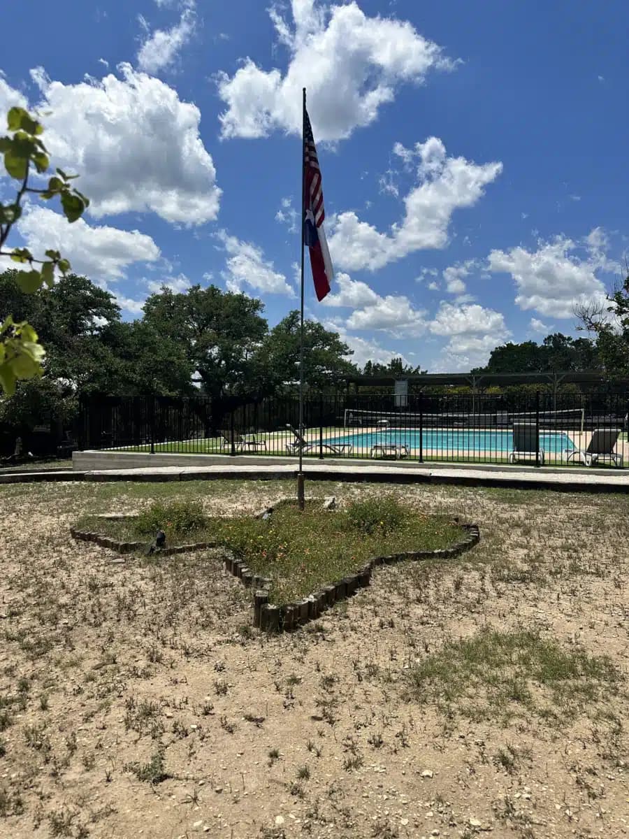 Windmill Wellness Ranch - Thumbnail 4